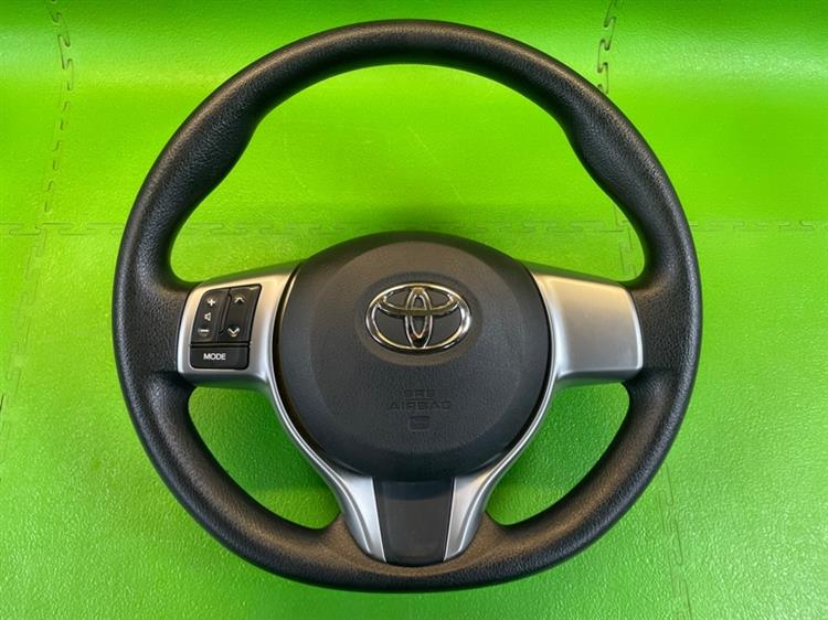 Руль Toyota Ractis
