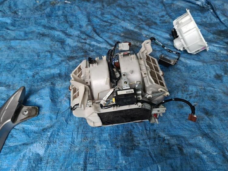 Мотор печки Хонда Легенд в Энгельсе 206136