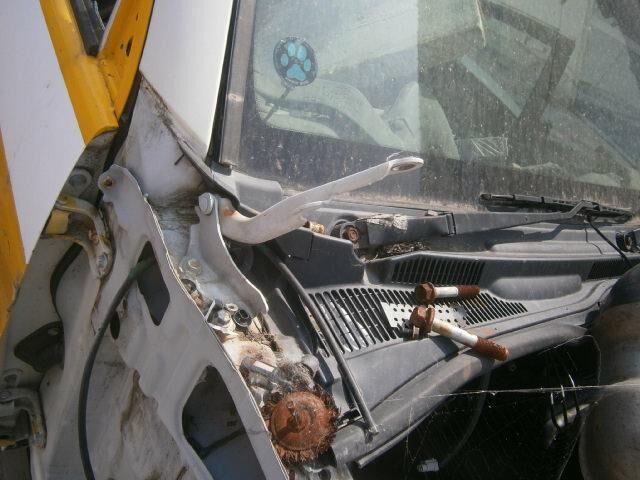 Решетка под лобовое стекло Тойота Хайлюкс Сурф в Энгельсе 29486