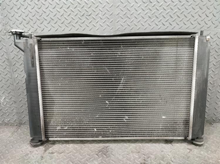 Радиатор основной Тойота Виш в Энгельсе 431311