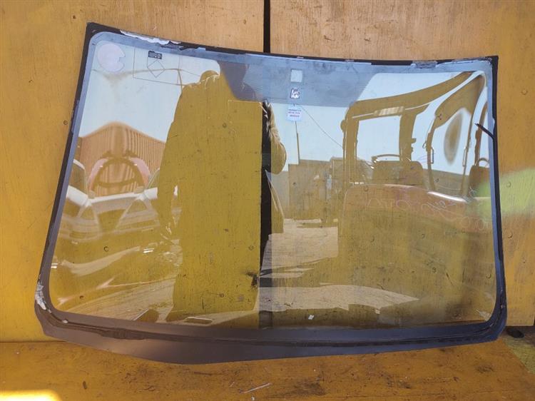 Лобовое стекло Тойота Аллион в Энгельсе 47998