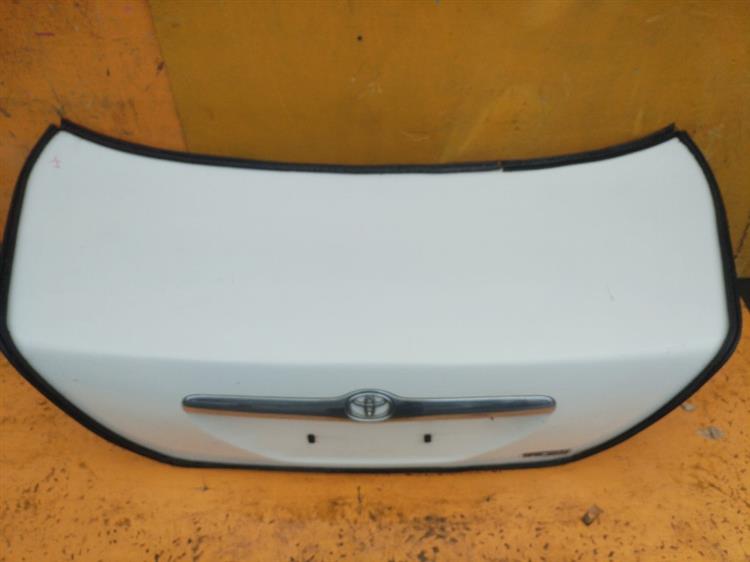 Крышка багажника Тойота Марк 2 в Энгельсе 555391
