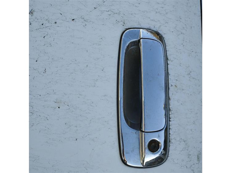 Дверь Тойота Краун в Энгельсе 94144